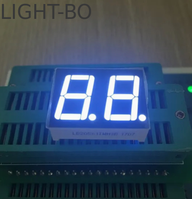 شاشة LED بيضاء فائقة السطوع 0.56 بوصة ذات رقمين بـ 7 مقاطع، كاثود مشترك للوحة المعدات