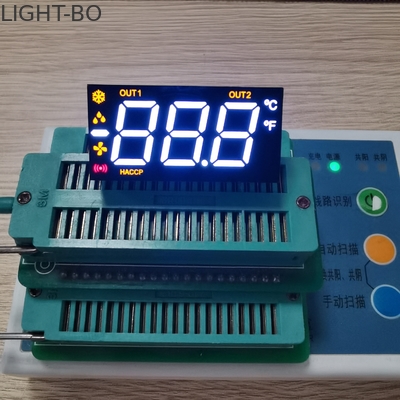 90 ° PIN بيند أحمر / أبيض / كهرماني ثلاثي الأرقام 7 شرائح للتحكم في درجة الحرارة