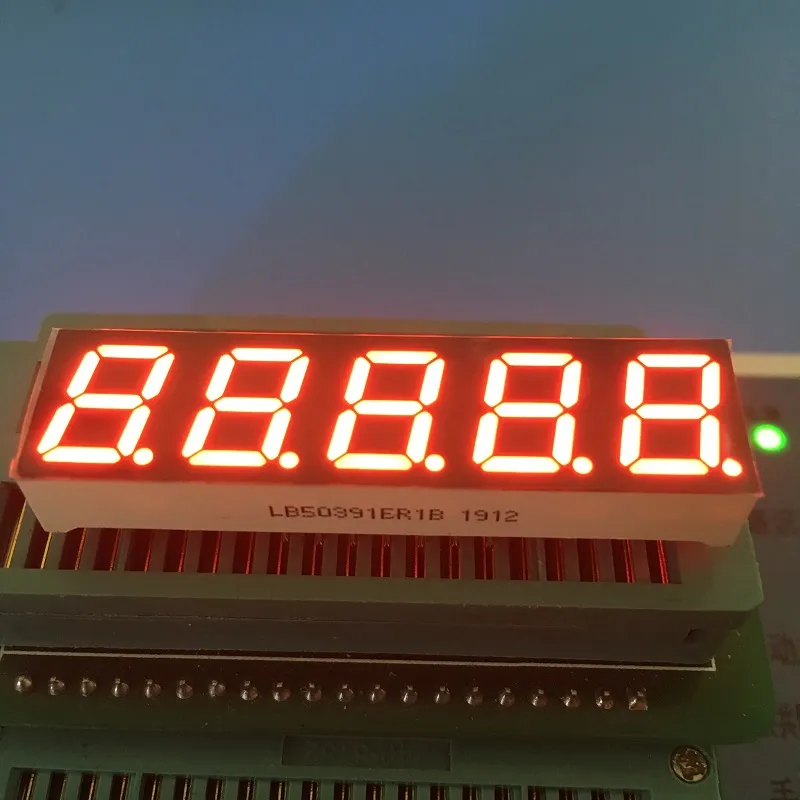 شاشة LED ذات 7 أجزاء حمراء فائقة 0.39 بوصة 5 أرقام 3